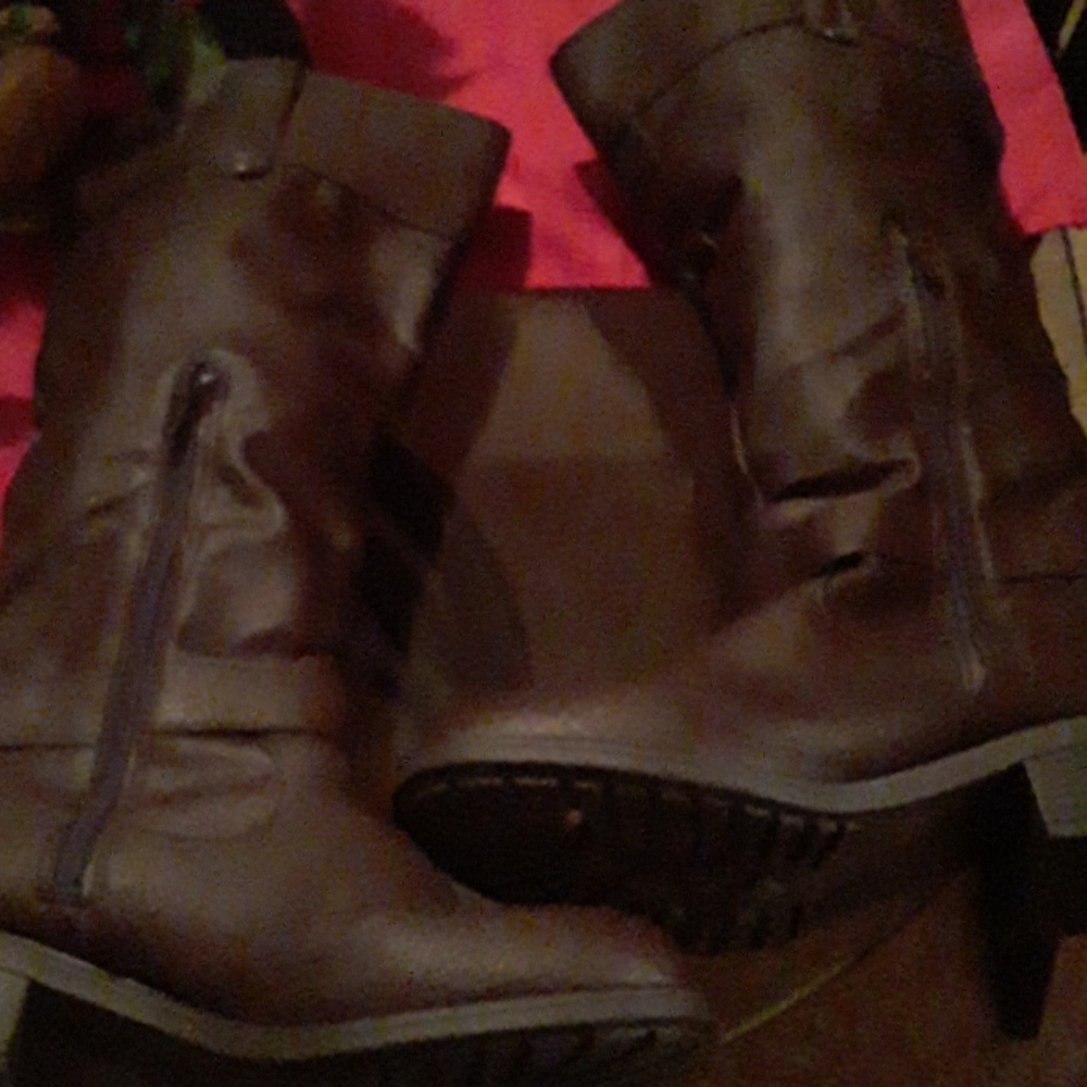 Lady boots - Picture 5 of 10